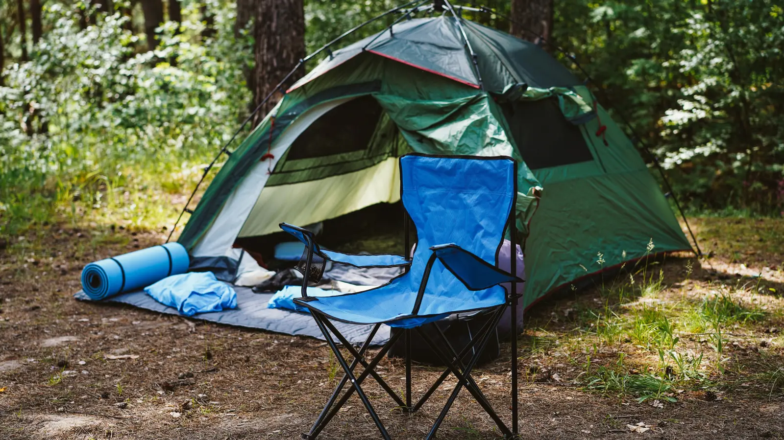 9 Gadgets And Tools Under $25 That Are Perfect For Camping