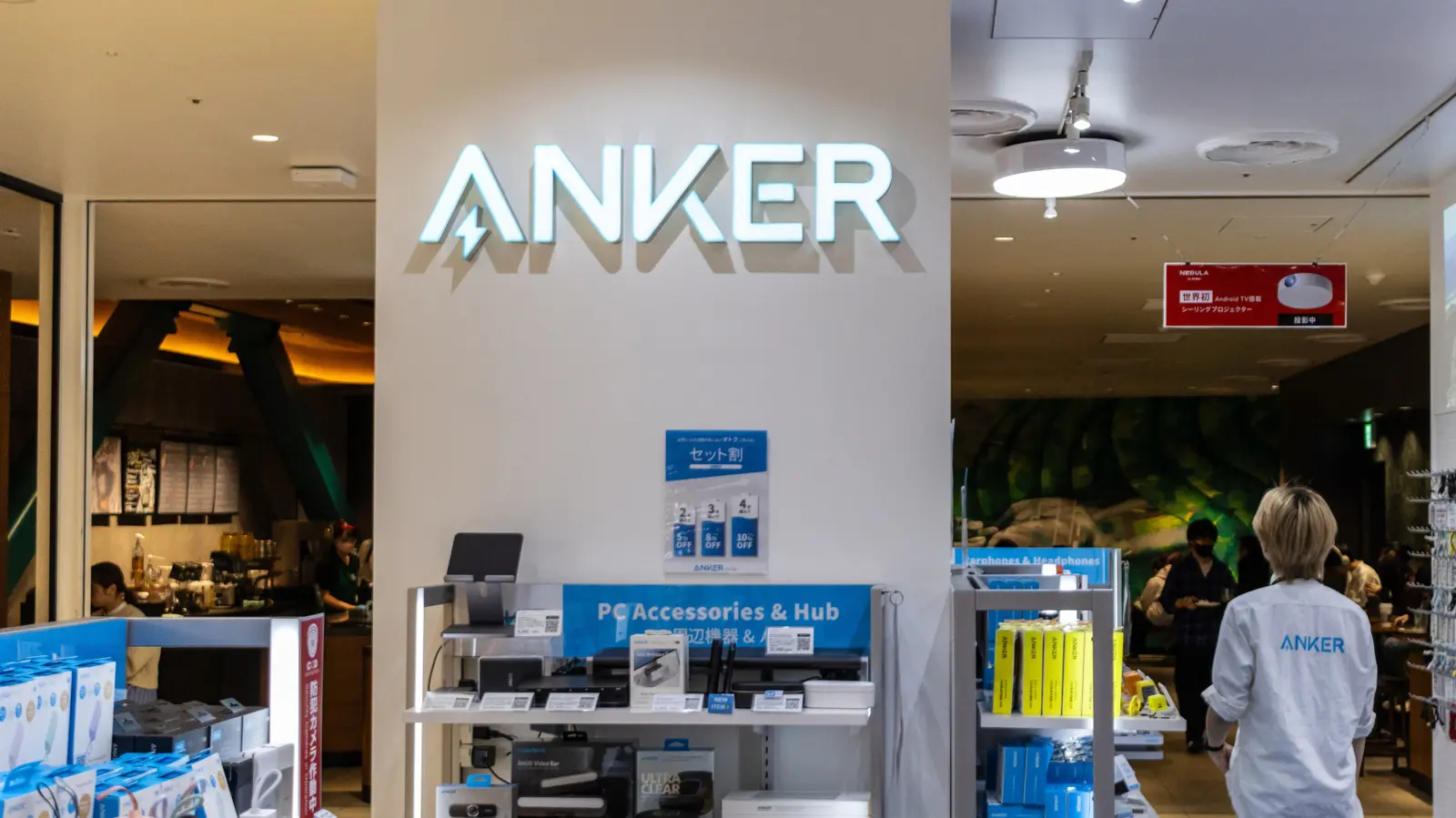 5 Anker Gadgets Under $25 That Are Actually Worth Buying