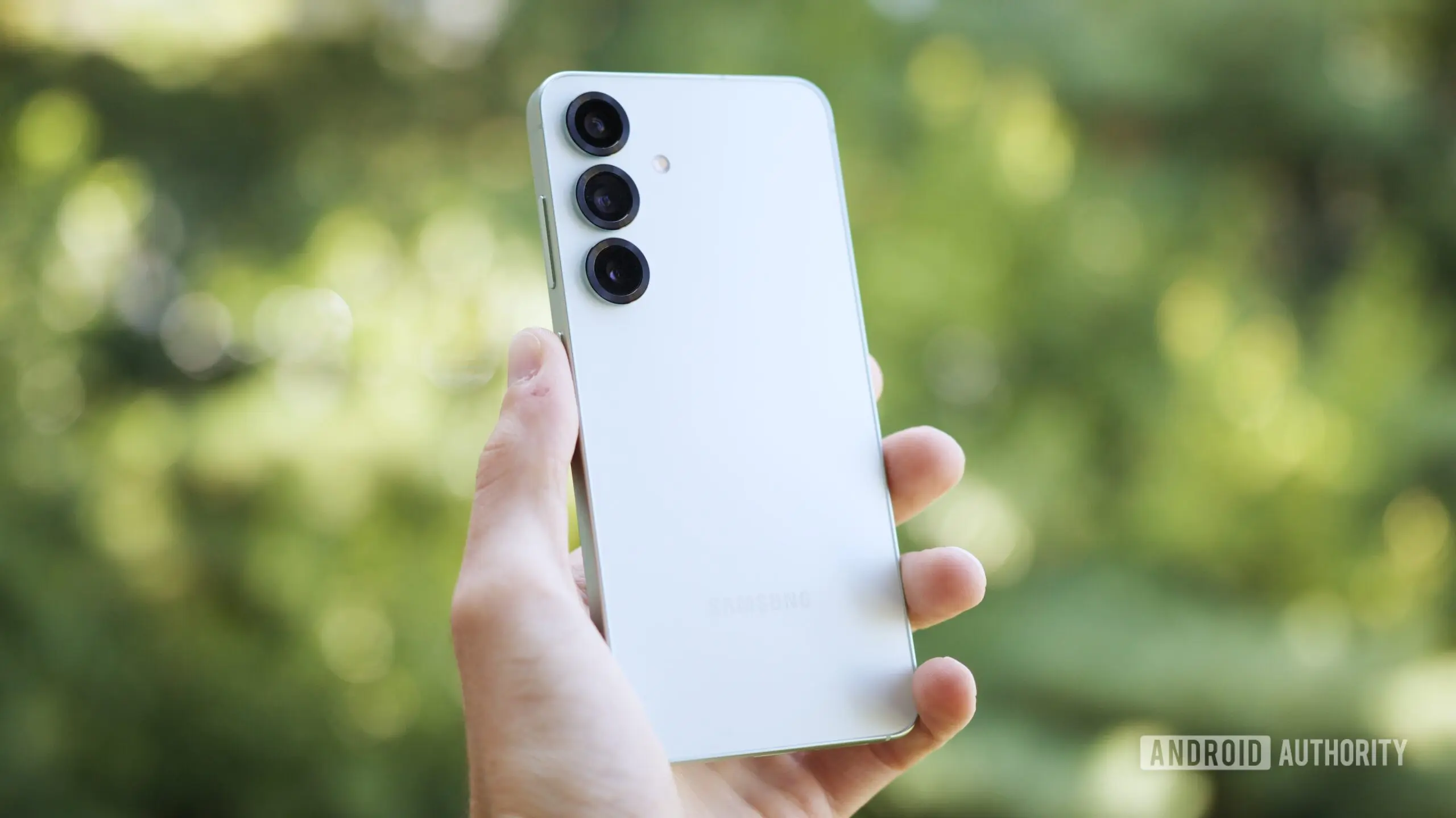 Galaxy S25's latest beta update brings even more Galaxy S26 and Z Fold 8 features